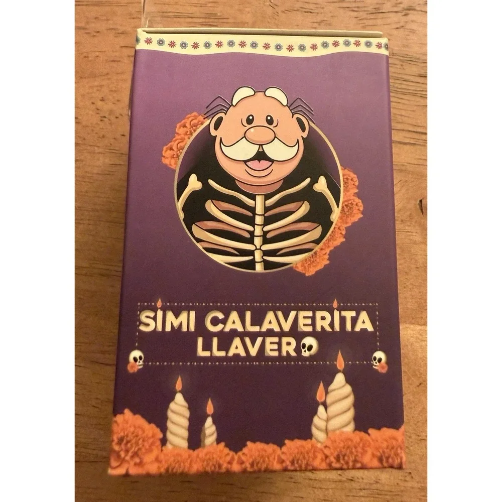 Llavero Doctor Simi Edición Calaverita Con Correa 3d Pvc Calaverita